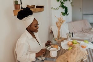 A Woman Eating Breakfast | Best Breakfasts for Weight Loss