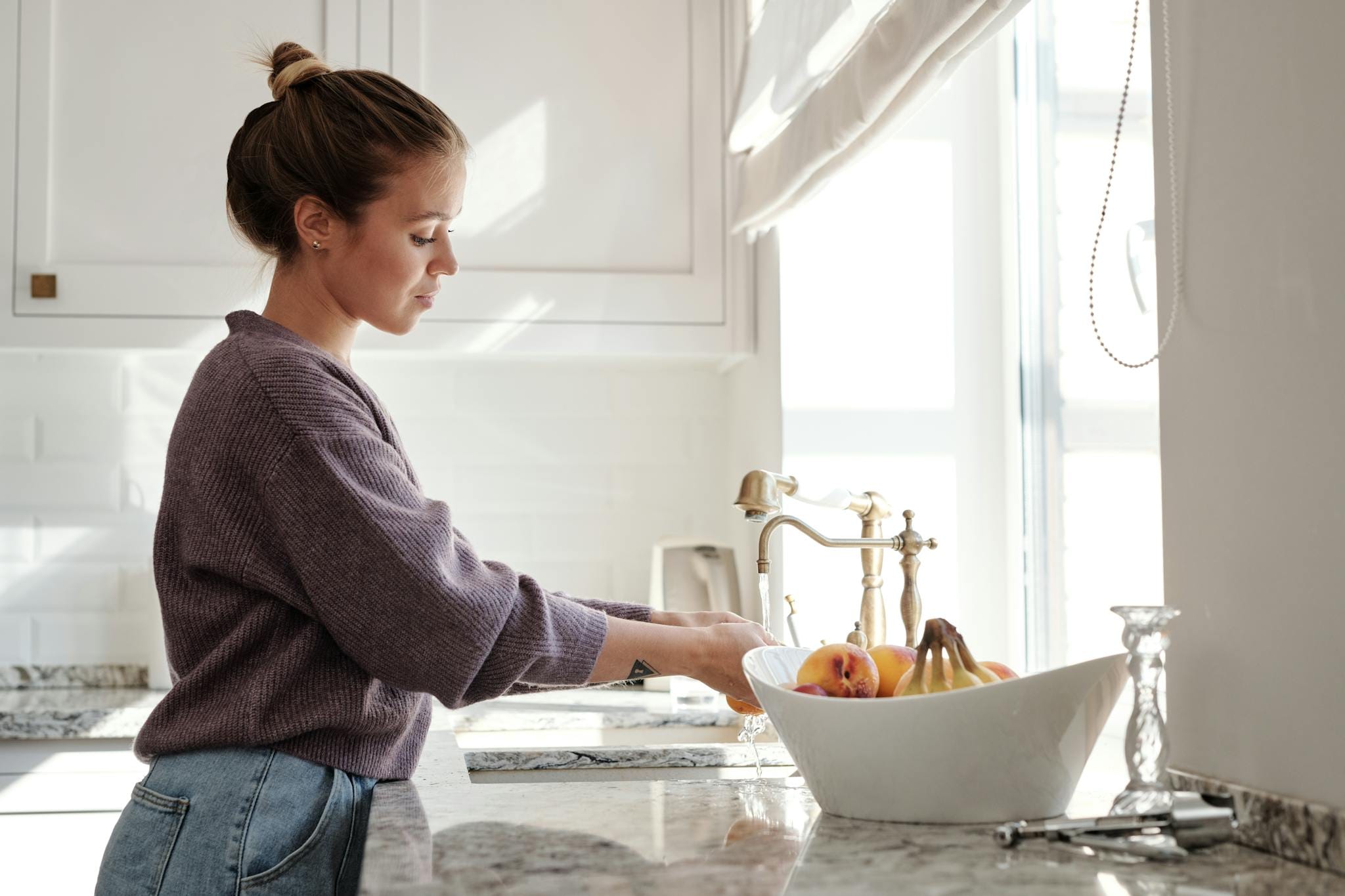 Washing Fruit with Baking Soda: A Simple Guide to Remove Pesticides and ...