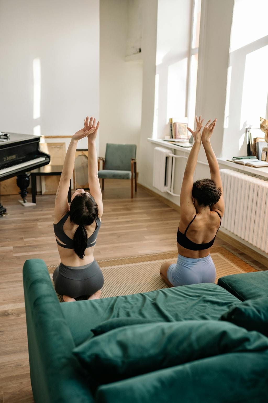 Too Tired for the Gym? Try This Lazy-Day Full Body Workout Hack