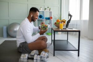 fit man eating salad | The "8-Hour Secret": New Trial Reveals This Eating Window MELTS Long-Term Weight!