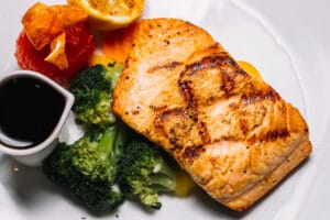 salmon recipe | Fighting Joint Pain? These Doctor-Approved Food Combos Work Better Than Painkillers