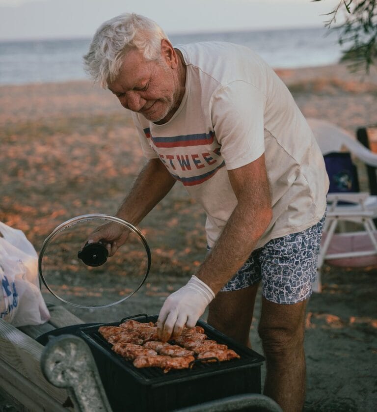 beach, man, holiday, bbq, grill, seafood, nature, sea | Are You Eating This Common Protein? It's Quietly Raising Your Cholesterol Risk
