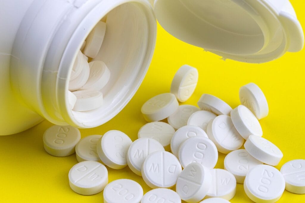 tablets, medicine, supplement, vitamin, pharmaceutical, cure, medical treatment, remedy, pill, prescription, medicine, medicine, medicine, medicine, medicine | Taking These 5 Supplements? They Might Be the Reason You’re Constipated or Running to the Bathroom
