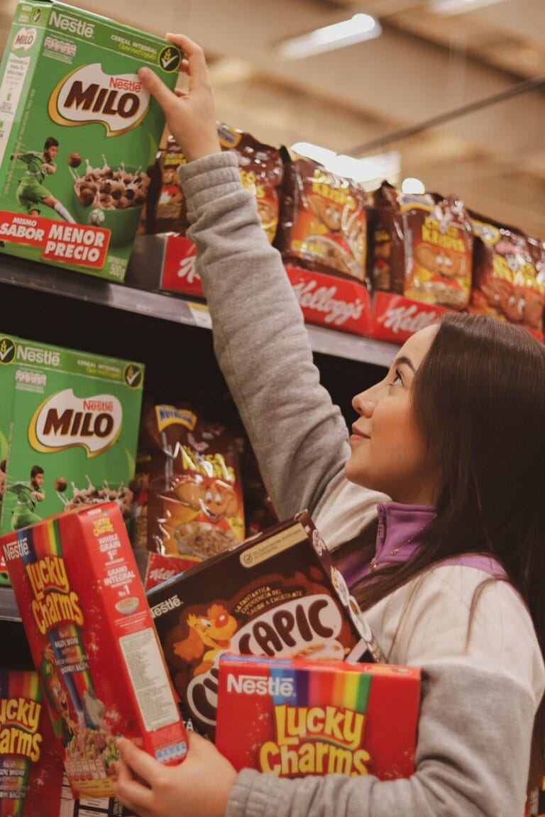 supermarket, woman, shopping, colombia, grocery shopping, convenience store, grocery store, supermarket, supermarket, grocery shopping, grocery shopping, convenience store, convenience store, convenience store, convenience store, convenience store, grocery store, grocery store, grocery store, grocery store, grocery store | The #1 Healthy Cereal Isn’t New—It’s the One You’ve Been Eating for Years