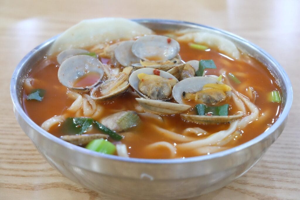 noodles, spicy alkaline noodles, clam kalguksu, cooking, seafood kalguksu, korean food, flour food, earl big kalguksu, seafood, noodle, hand alkaline noodles, wheat flour, clam, noodles, korean food, korean food, korean food, korean food, korean food, noodle, noodle, clam, clam
