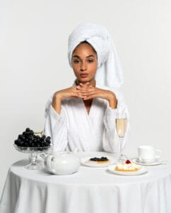 woman with clear skin about to eat